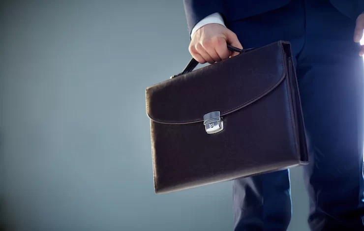 close up briefcase 1098 3090