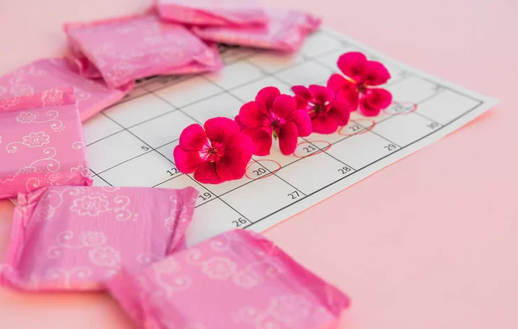 calendar with flowers sanitary towels 23 2148025715